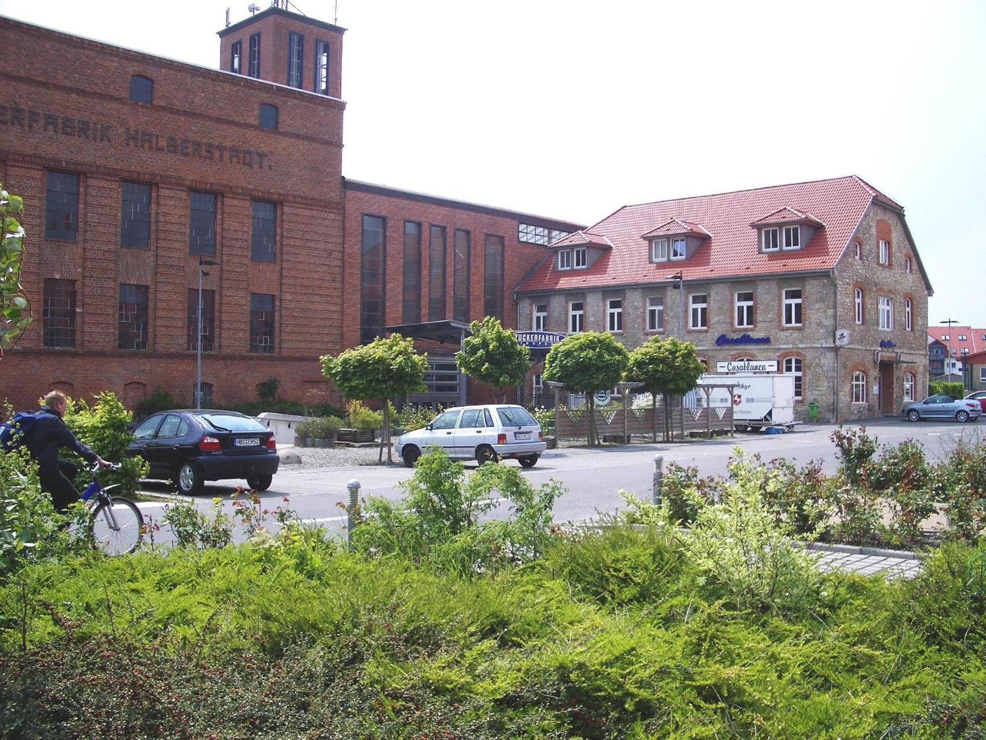 Hotel Ambiente Halberstadt Exterior photo